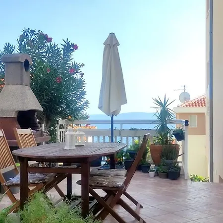 Sea-view Apartments, 2 Bedrooms, 2 Baths, 50 Meters From Beach! Апартаменты