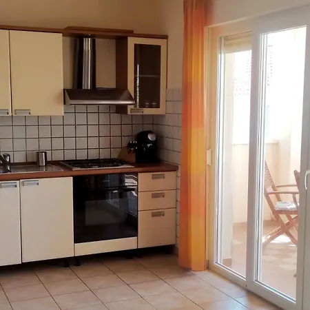 Sea-view Apartments, 2 Bedrooms, 2 Baths, 50 Meters From Beach! Апартаменты