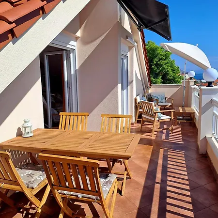 Sea-view Apartments, 2 Bedrooms, 2 Baths, 50 Meters From Beach! Апартаменты