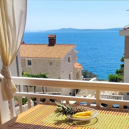 Sea-view Apartments, 2 Bedrooms, 2 Baths, 50 Meters From Beach! דירה *