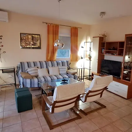 Sea-view Apartments, 2 Bedrooms, 2 Baths, 50 Meters From Beach! Apartment